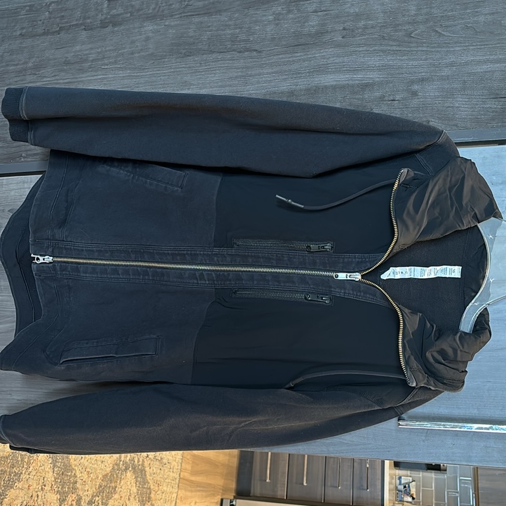 Lululemon black jacket